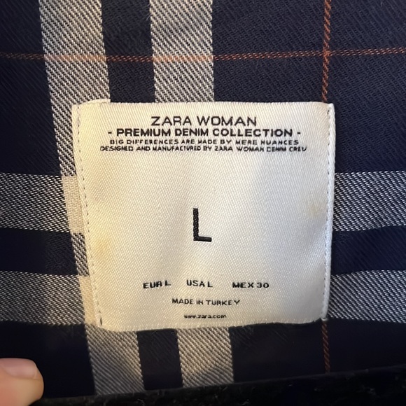 ZARA Women’s Plaid Button Down - Picture 5 of 5